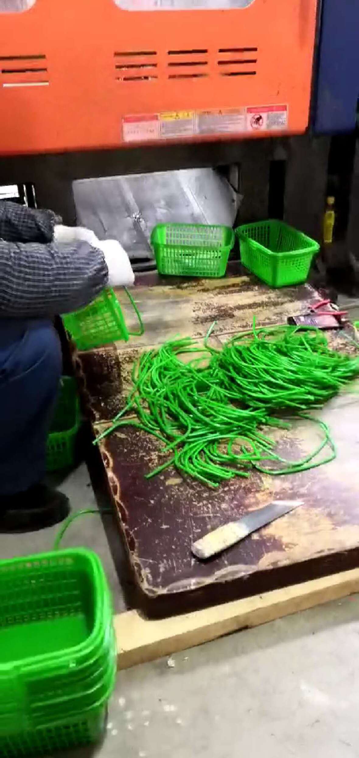 PP注塑水(shui)果筐、果綠(lǜ)色