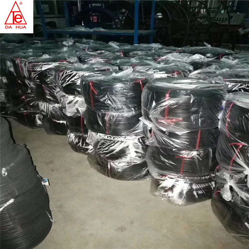 箱(xiang)包鑲嵌條專(zhuan)用黑色塑料(liào)消泡母料